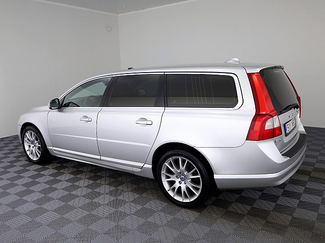 Volvo V70 Summum Facelift ATM 2.0 D4 100kW Tallina - foto 4