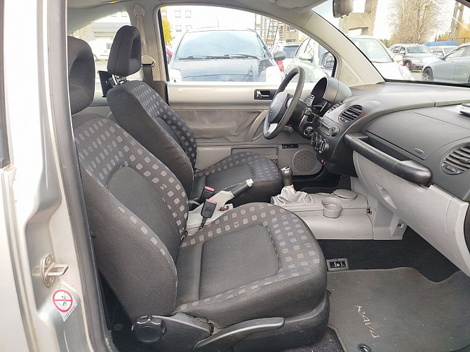 Volkswagen New Beetle Comfortline 1.6 74kW Tallina - foto 6