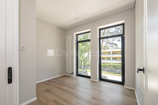 Jaunceltne, labiekārtota apzaļumota teritorija, bruģēts piebraucamais ceļš, teritorijas Jūrmala - foto 20