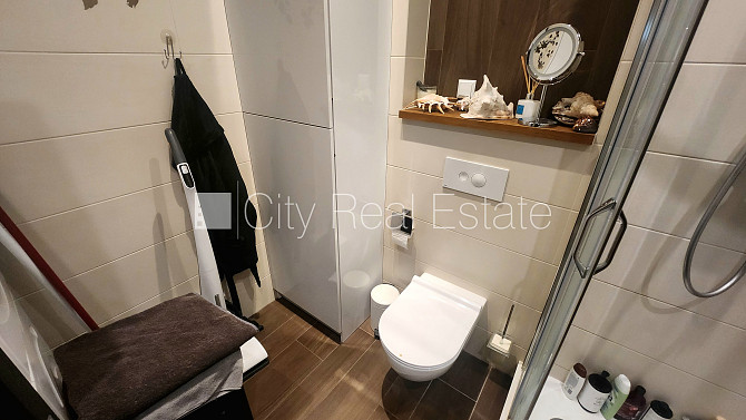 Частный дом, новостройка, благоустроенная озеленённая территория 3557 м2, въездные Юрмала - изображение 11