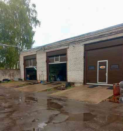 Сдаются в аренду помещения для автосервиса  2 бокса.  Помещения оборудованы Рига