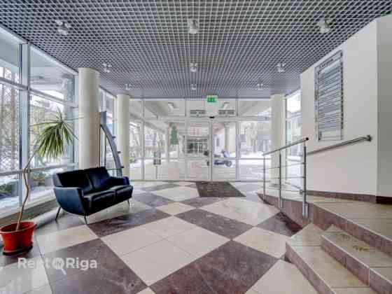 Сдаются в аренду офисные помещения по адресу Ieriķu iela 15, рядом с ТЦ Domina  Помещения Rīga