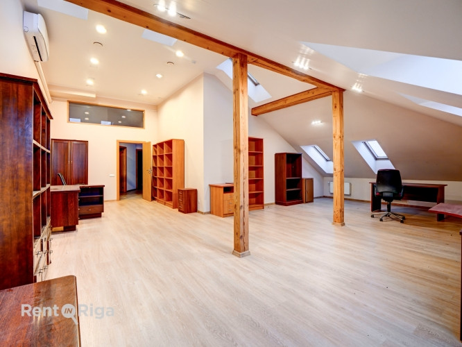 Iznomā biroja telpas Ieriķu ielā 15, blakus t/c Domina  Telpas atrodas sakoptā un modernā Rīga - foto 3