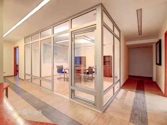 Сдаются в аренду офисные помещения по адресу Ieriķu iela 15, рядом с ТЦ Domina  Помещения Rīga