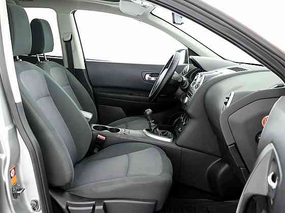 Nissan Qashqai+2 Comfort 2.0 104kW Tallina