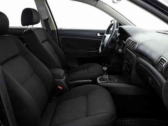 Volkswagen Passat Comfortline Facelift 1.9 TDI 74kW Tallina