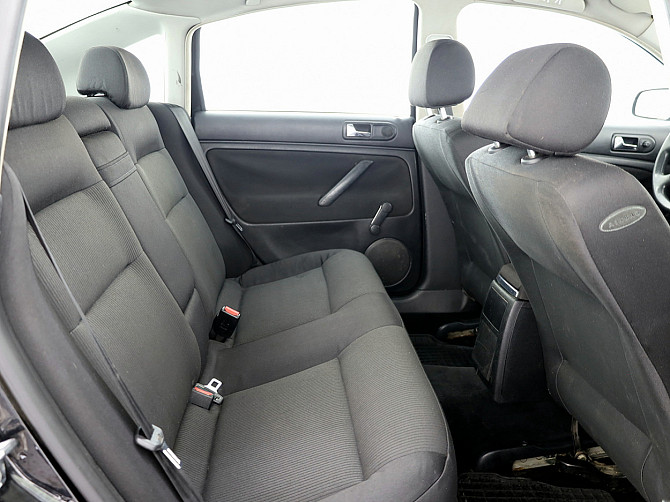 Volkswagen Passat Comfortline Facelift 1.9 TDI 74kW Tallina - foto 7