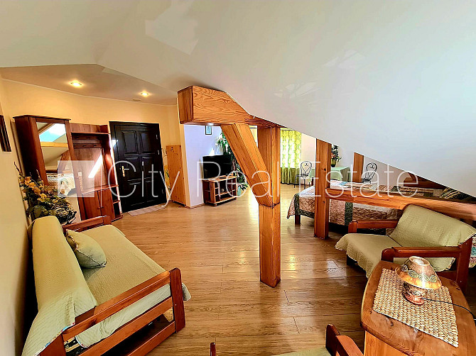 Pagalma ēka, renovēta māja, ieeja no pagalma, ir lifts, logi vērsti mājas abās pusēs, Rīga - foto 2