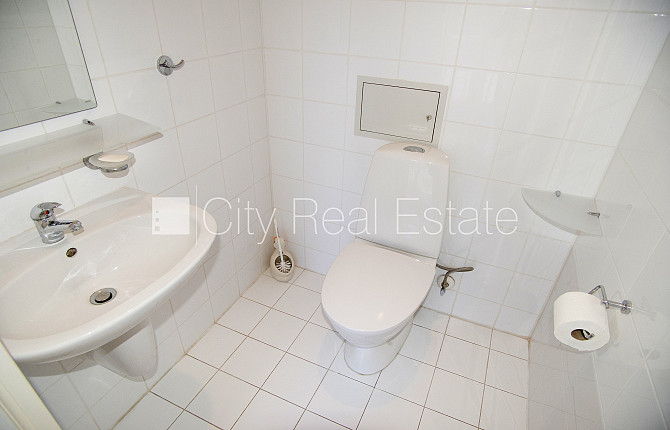 Jaunceltne, labiekārtota apzaļumota teritorija, bruģēts piebraucamais ceļš, teritorijas Jūrmala - foto 18