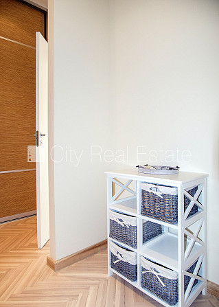 Jaunceltne, labiekārtota apzaļumota teritorija, bruģēts piebraucamais ceļš, teritorijas Jūrmala - foto 16