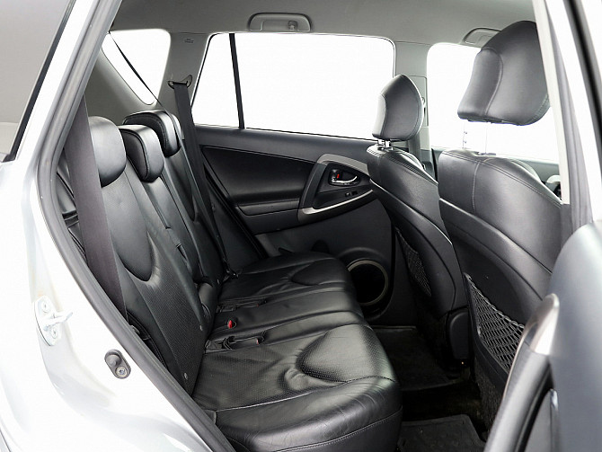 Toyota RAV4 Luxury 2.2 D-4D 130kW Tallina - foto 7