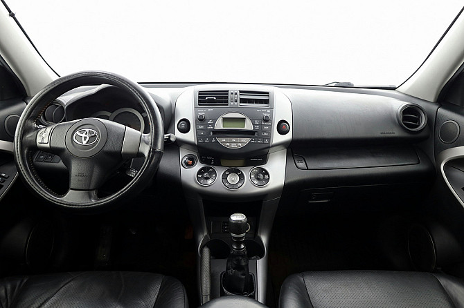 Toyota RAV4 Luxury 2.2 D-4D 130kW Tallina - foto 5