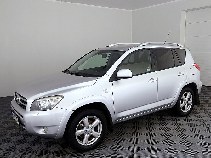 Toyota RAV4 Luxury 2.2 D-4D 130kW Tallina - foto 2