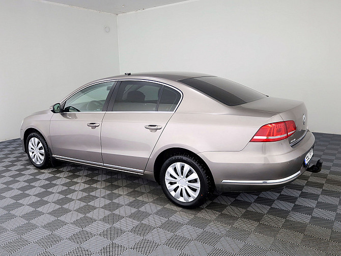 Volkswagen Passat Highline ATM 1.4 110kW Tallina - foto 4