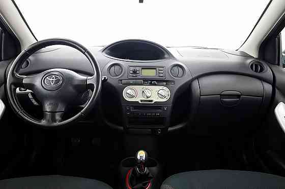 Toyota Yaris Linea Sol Facelift A-C 1.3 64kW Tallina