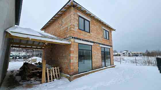 Pilno īpašuma video tūri var noskatīties, nospiežot uz mājas lapas sludinājuma lejas daļā. Jauns... Cits