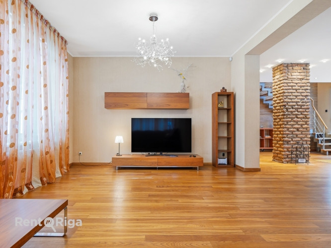 Vienā no pieprasītākajiem un sakoptākajiem Jūrmalas rajoniem  Bulduros  tiek piedāvāta Jūrmala - foto 9