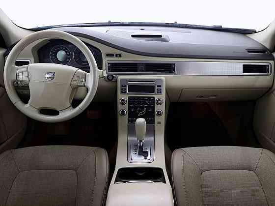 Volvo XC70 Summum ATM 2.4 D5 136kW Tallina