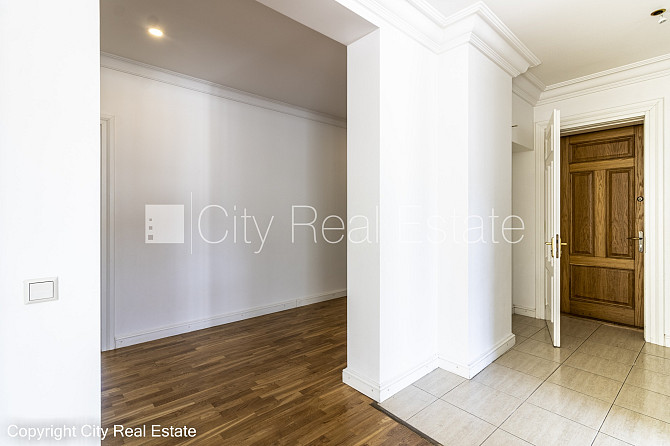 Pagalma māja, slēgta teritorija, ieeja no pagalma, guļamistabu skaits 1 gab., studio tipa, Rīga - foto 17