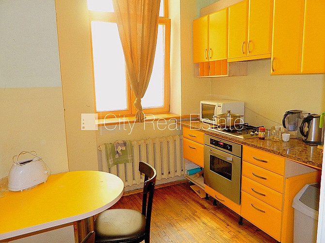 Renovēta māja, slēgts pagalms, iespēja nomāt autostāvvietu, apsargāta autostāvvieta, Rīga - foto 8