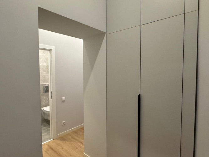 2-istabu dzīvoklis Aktīvajā centrā  Elizabetes ielā.  Izīrē elegantu un mājīgu divistabu Rīga - foto 9