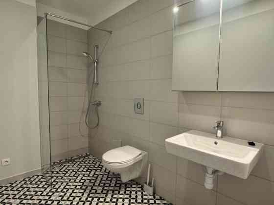 Меблированная 2-комнатная квартира в активном центре  Сдаётся элегантная и Rīga