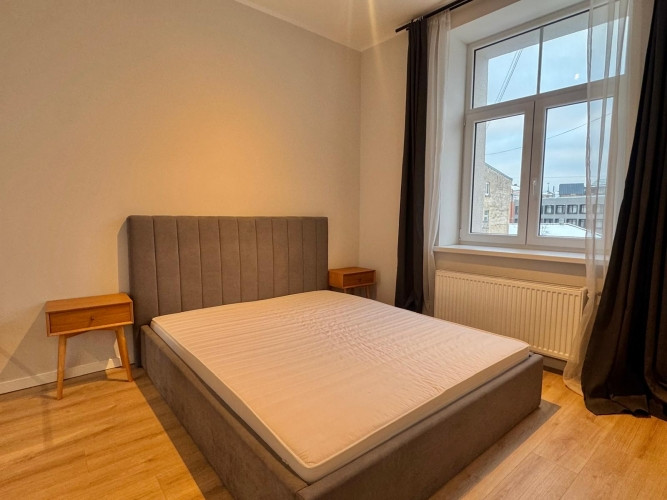 Mēbelēts 2-istabu dzīvoklis Aktīvajā centrā  Elizabetes ielā.  Izīrē elegantu un mājīgu Rīga - foto 1