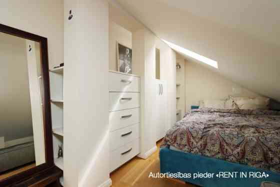 Уютная, светлая 2-этажная 3-комнатная квартира (2 изолированные спальни и гостиная, Rīga