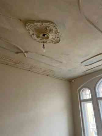 Продаётся элегантная квартира в полностью отреставрированном историческом Рига