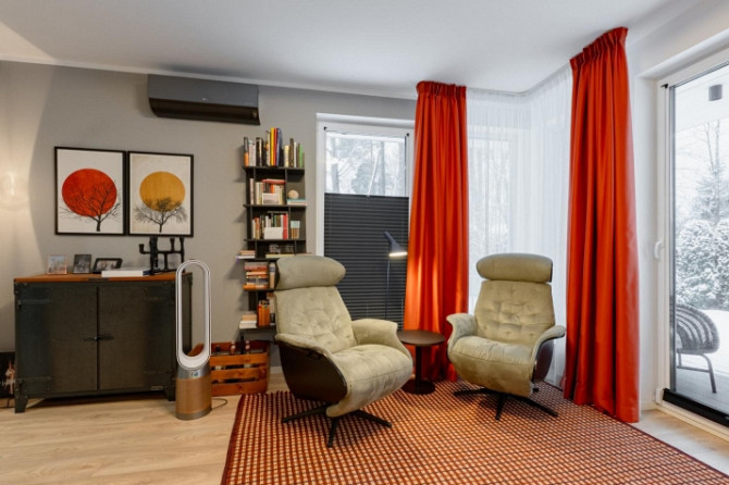 Ilgtermiņa īrei tiek piedāvāta moderna, stilīga un ļoti labi uzturēta māja Jūrmalā. Māja Jūrmala - foto 7