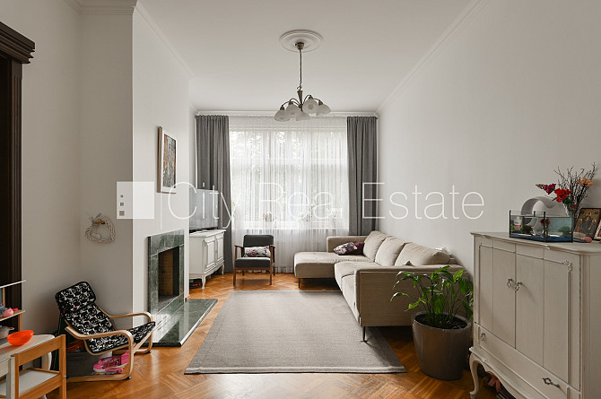 Projekts - Forburga Nams, fasādes māja, renovēta māja, zaļā teritorija, ieeja no ielas, ir Rīga - foto 18