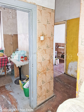 Projekts - Forburga Nams, fasādes māja, renovēta māja, zaļā teritorija, ieeja no ielas, ir Rīga - foto 15