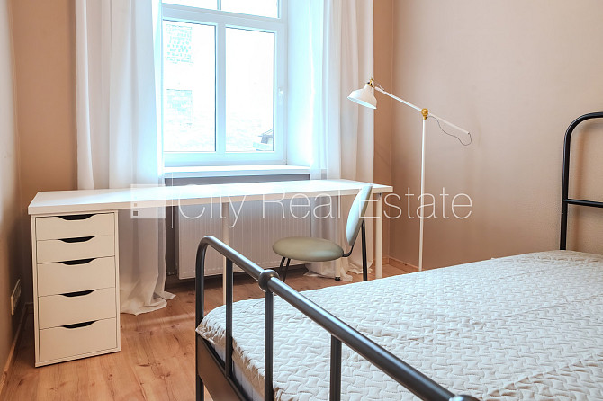 Renovēta māja, ieeja no ielas, luksuss apartamenti , logi vērsti uz pagalma pusi, studio tipa, Rīga - foto 16