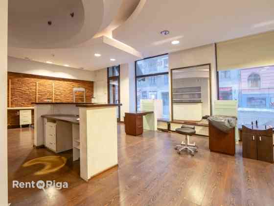 Salon or retail premises with large display windows.  Previously, the premises housed a hairdressing Рига
