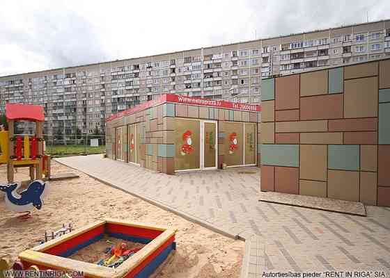 Торговый киоск в Зиепниеккалнсе.  расположен на 1-м этаже;  площадь представляет Rīga