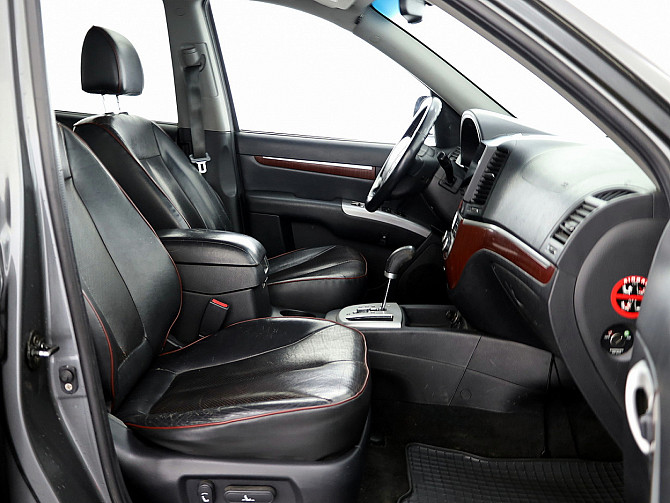 Hyundai Santa Fe Luxury ATM 2.2 CRDi 110kW Tallina - foto 6