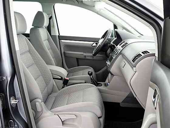 Volkswagen Touran Comfortline Facelift 2.0 80kW Tallina