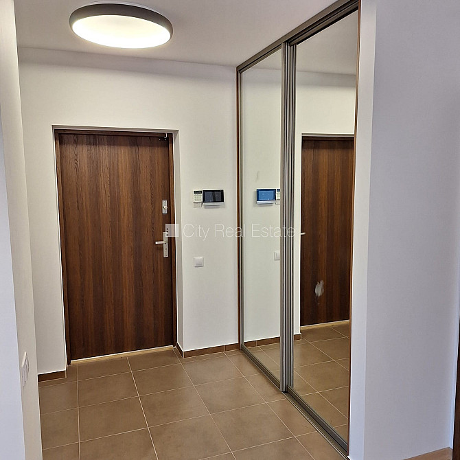 Новостройка, фасадный дом, закрытый двор, возможность аренды парковки, вход с Рига - изображение 15