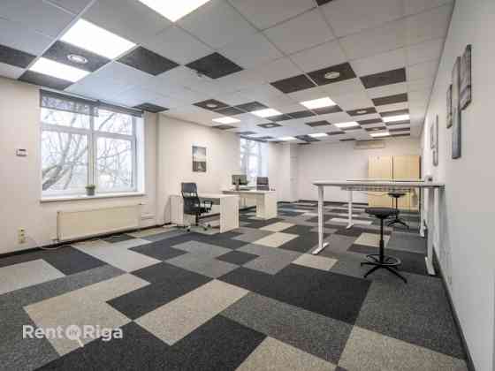 Офисные помещения в аренду в бизнес-центре Mūkusalas  Сдаются в аренду офисные Rīga