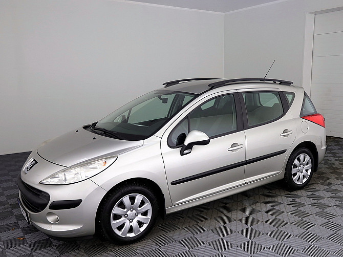 Peugeot 207 Elegance 1.4 70kW Tallina - foto 2