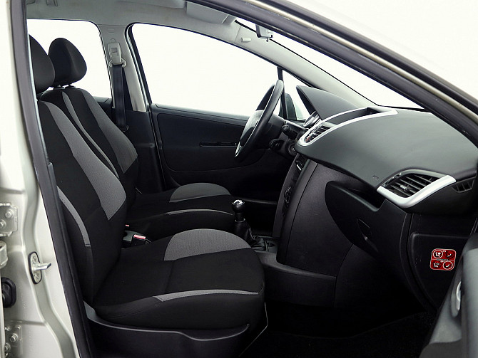 Peugeot 207 Elegance 1.4 70kW Tallina - foto 6