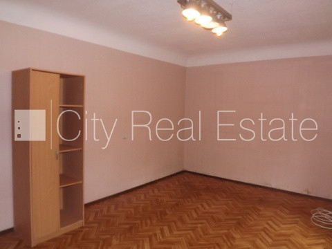 Fasādes māja, slēgts pagalms, ieeja no ielas, ieeja no pagalma, kāpņu telpa pēc kosmētiskā Rīga - foto 15