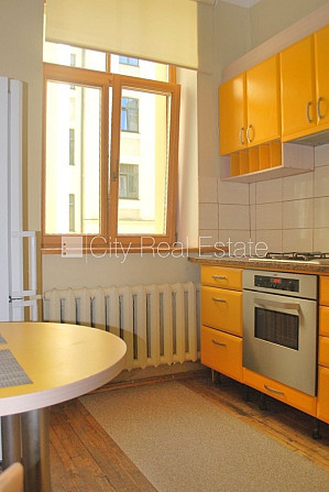 Projekts - Residence Lumiere, fasādes māja, renovēta māja, labiekārtots apzaļumots pagalms, Rīga - foto 9