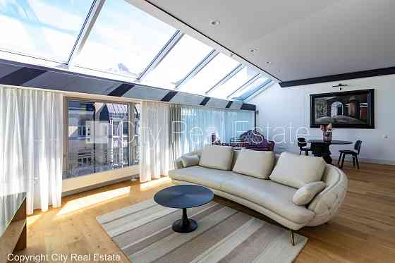 Земля в собственности, новостройка, монолитные бетонные стены, зеленая Jūrmala