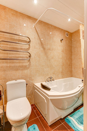 Tiek izīrēts divistabu dzīvoklis Pļavniekos.
Dzīvoklī ir plaša atsevišķa  viesistaba, atsevišķa guļa Рига - изображение 2