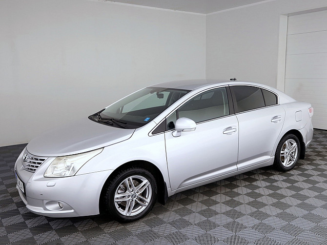 Toyota Avensis Linea Sol ATM 1.8 108kW Tallina - foto 2