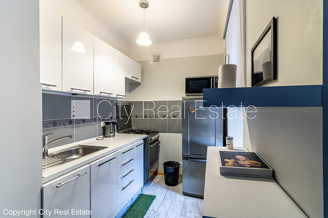 Фасадный дом, реновированный дом, фасад с декоративной штукатуркой, закрытый Рига - изображение 10