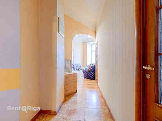 Квартира полностью меблирована и оборудована для проживания. Хорошо подходит Рига
