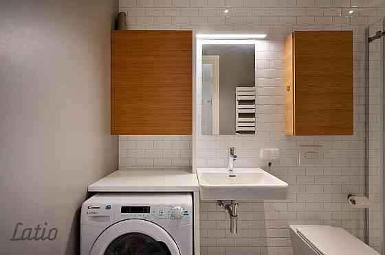 Īrei pieejams plašs un gaišs trīsistabu dzīvoklis ar balkonu, jaunajā projektā Magdalēnas kvartāls,  Rīga