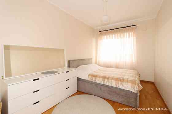 В аренду сдаются полностью меблированная квартира в "Skanstes Virsotnes". Квартира с Рига